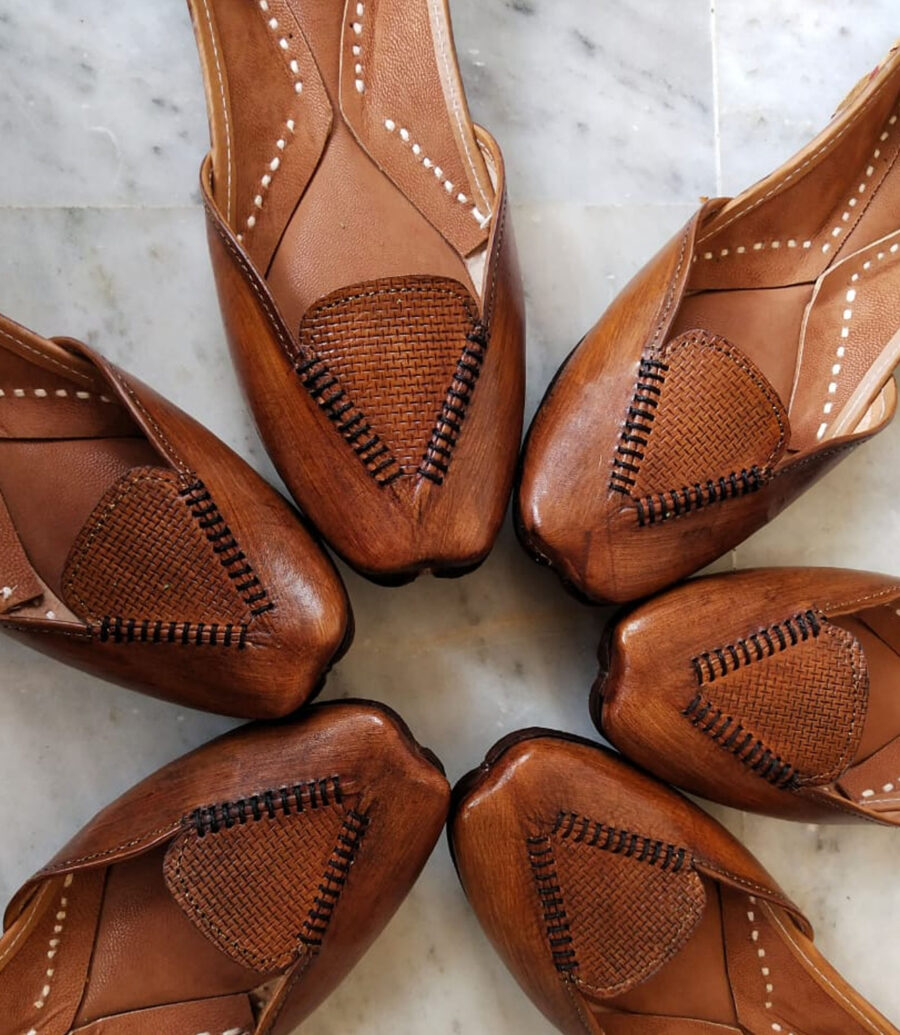 Tan Brown Jutti