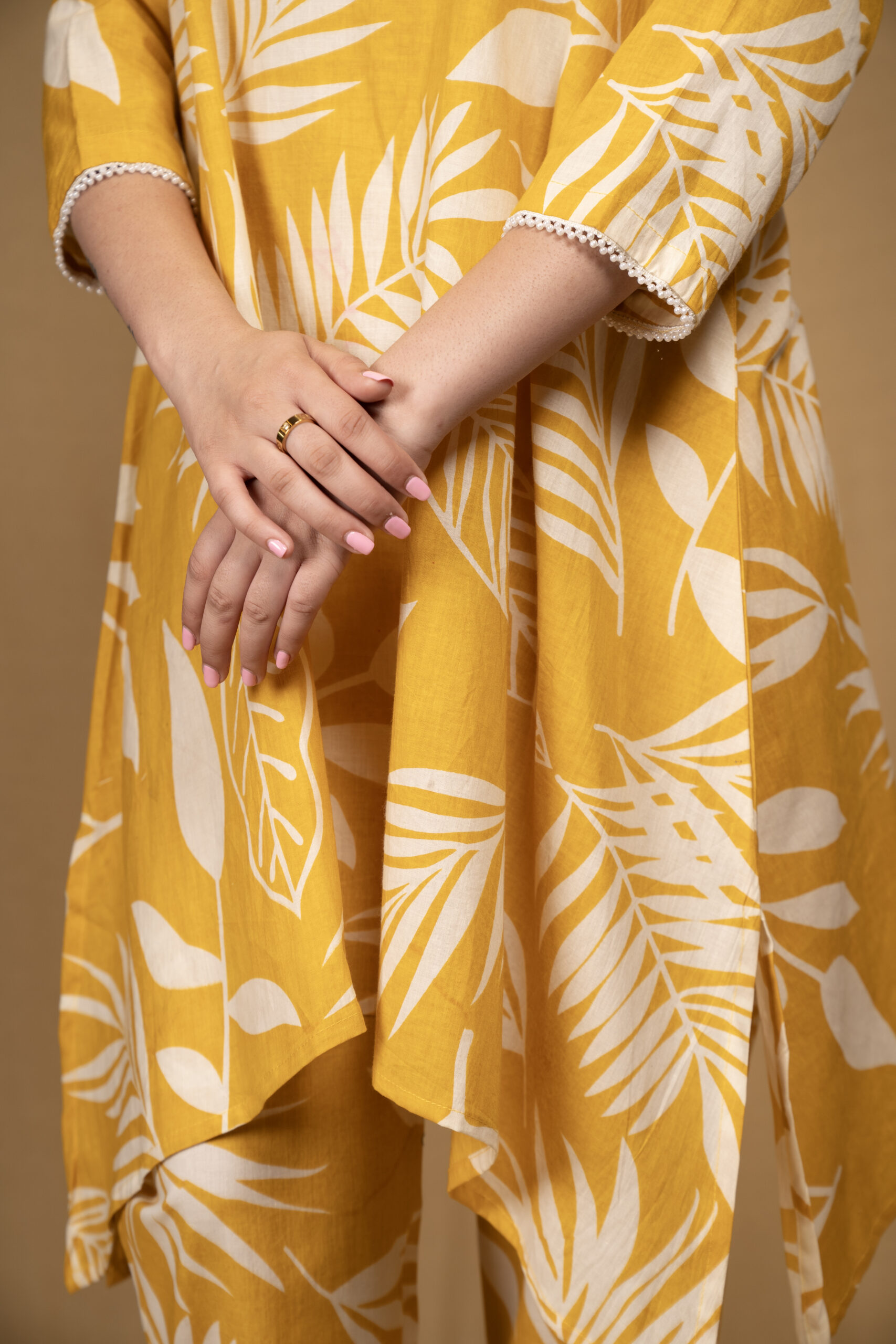 Yellow botanical print asymmetrical kurta with straight pants (Co-ord set) - Image 4