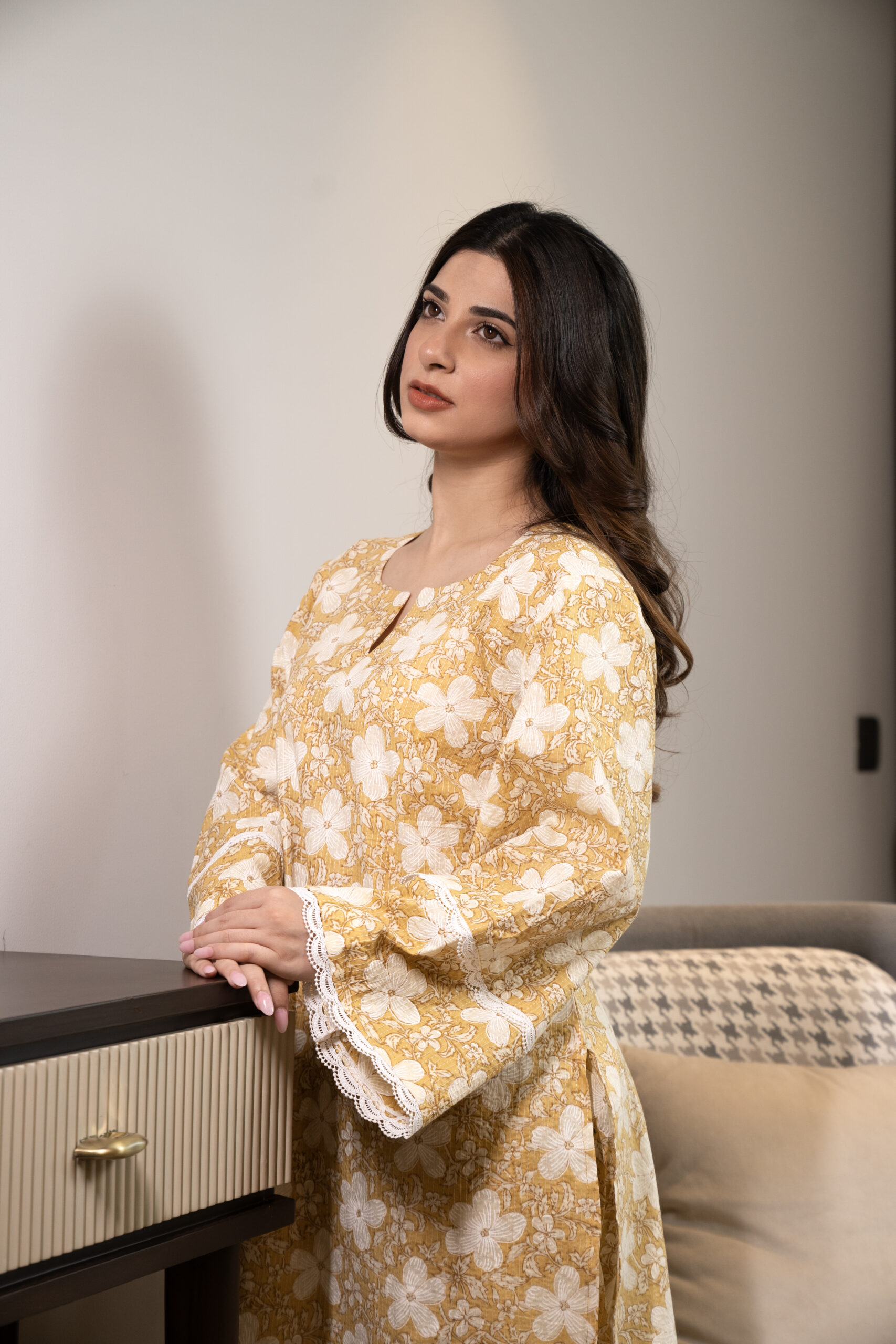 Yellow floral Kurta with straight pants (Co-ord Set) - Image 5