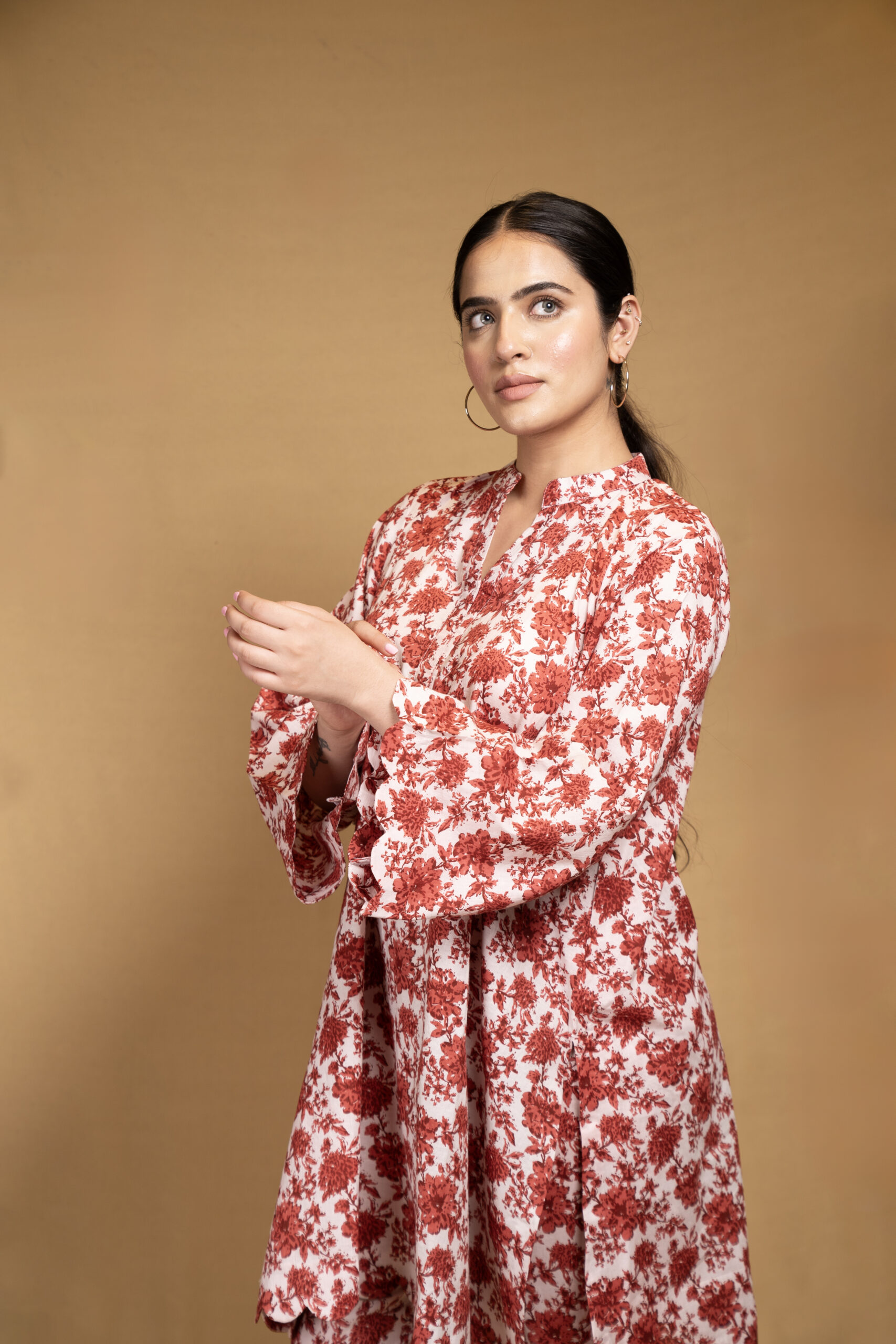 Red floral kurta and pants (Co-ord Set) - Image 6