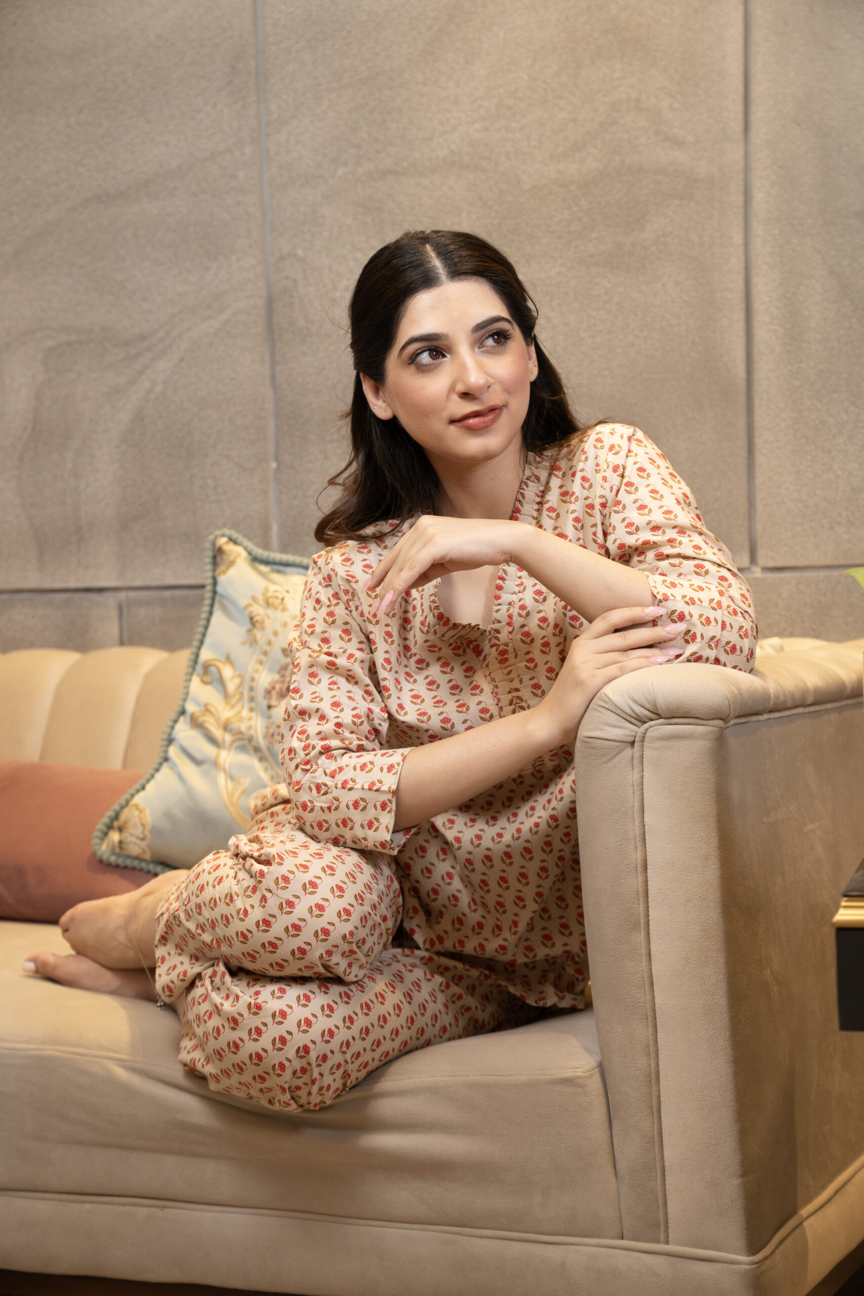 Beige printed lounge wear set - Image 2