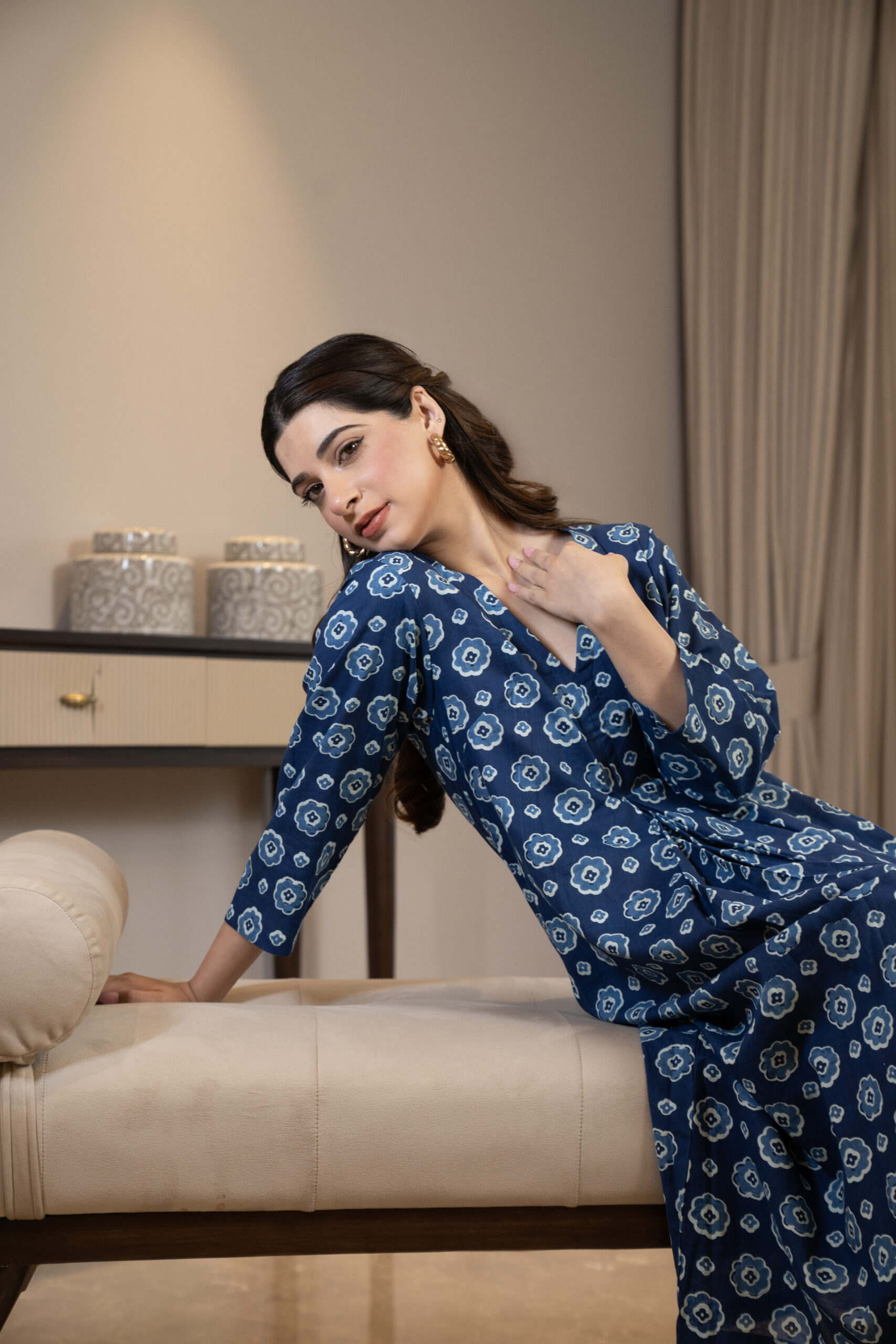 Floral front pleated cotton dress - Image 2